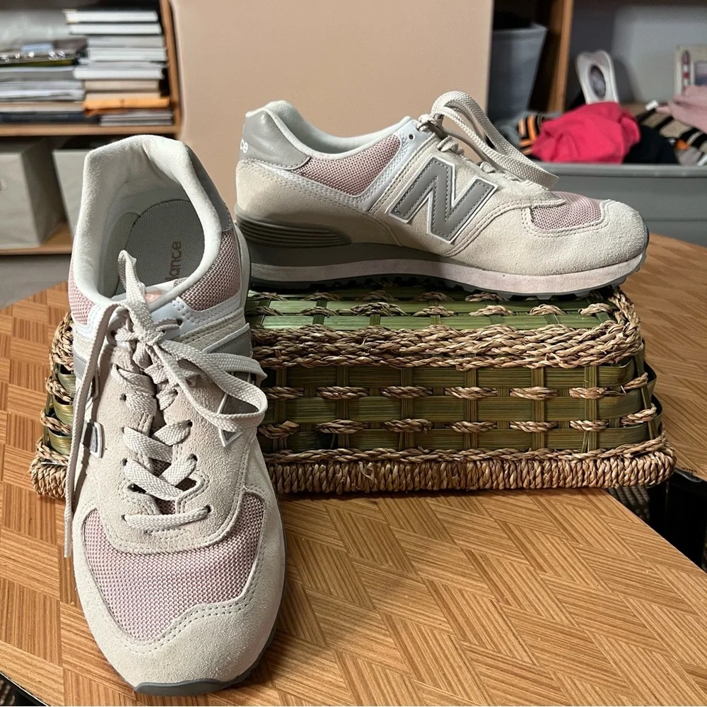New Balance 547 Series Cream and Pink Sneakers (Gently used) - Picture 3 of 8